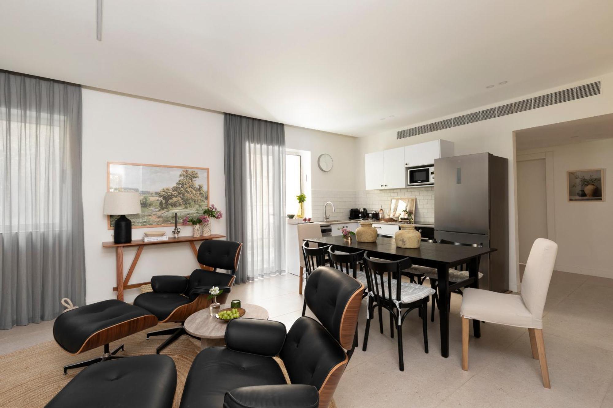 The J Luxury Apartments - By Localz Group 예루살렘 외부 사진