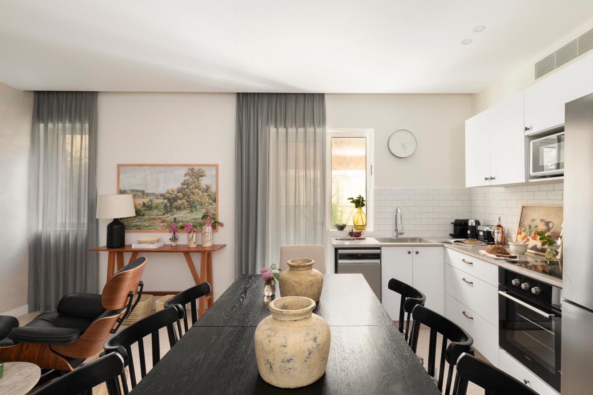 The J Luxury Apartments - By Localz Group 예루살렘 외부 사진