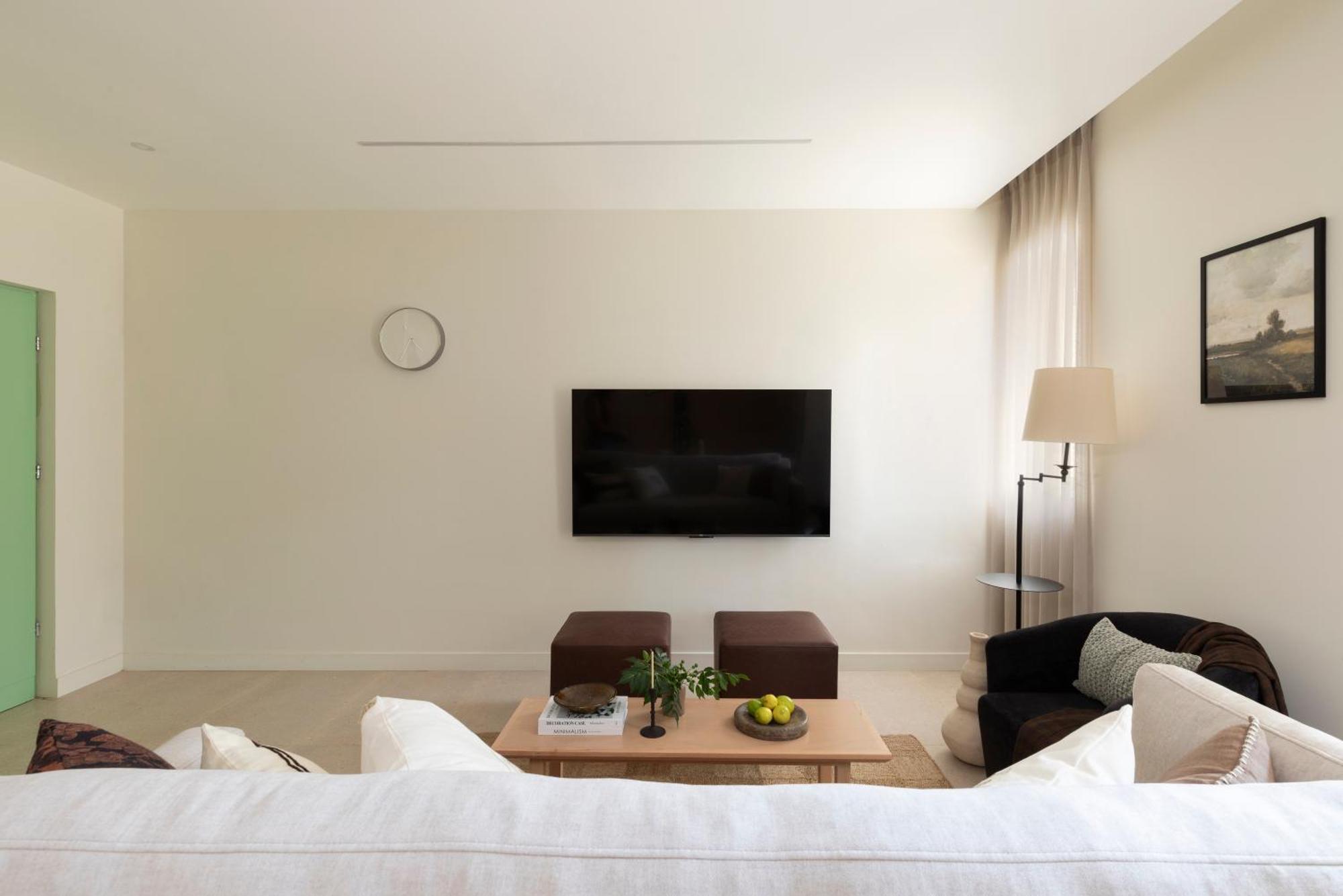 The J Luxury Apartments - By Localz Group 예루살렘 외부 사진
